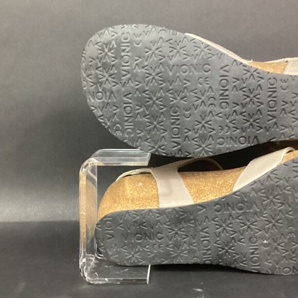 Vionic Orthaheel Strappy Slingback-Women 7-Tan-Flower-Buckle-Cork Heel-Gibraltar - Picture 11 of 13